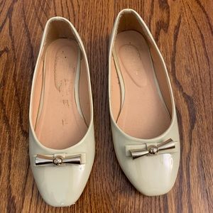 Women’s Shoes Flats